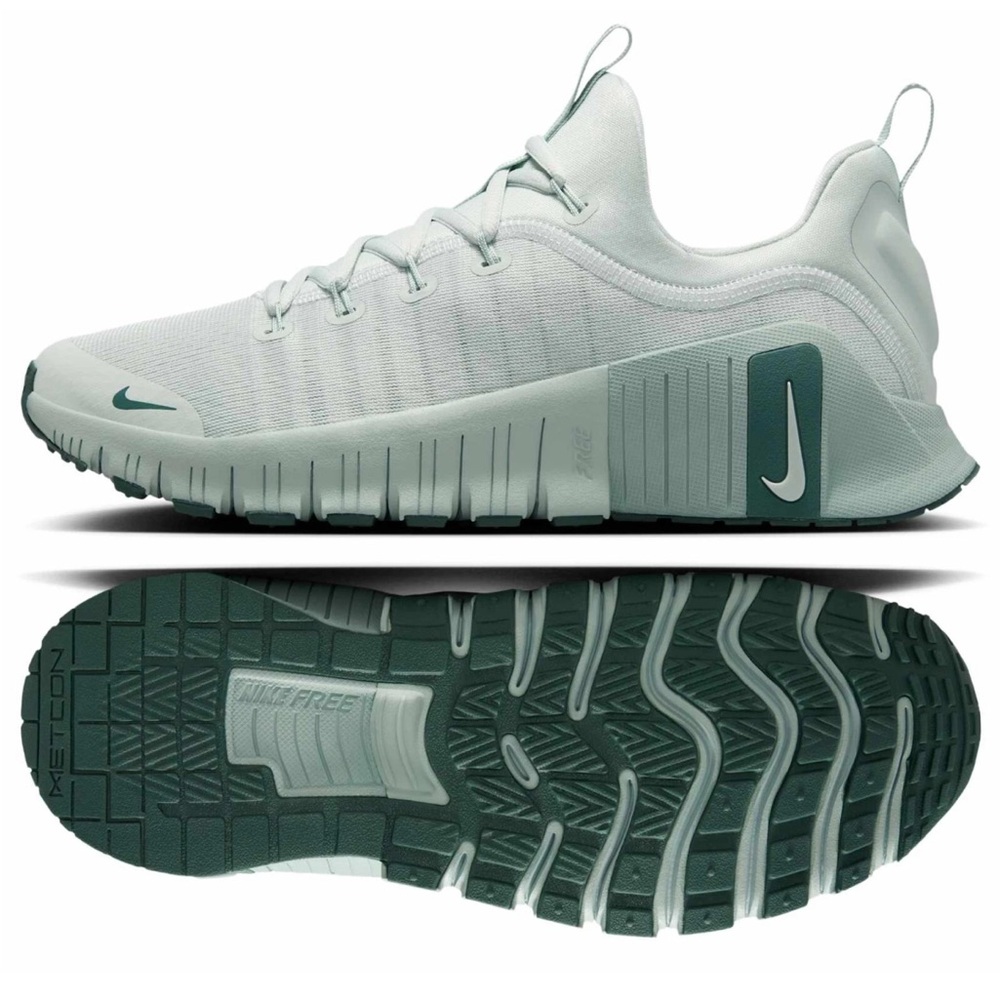 Nike Women’s Free Metcon 6 Sneakers in Light Silver Vintage Green size 8.5